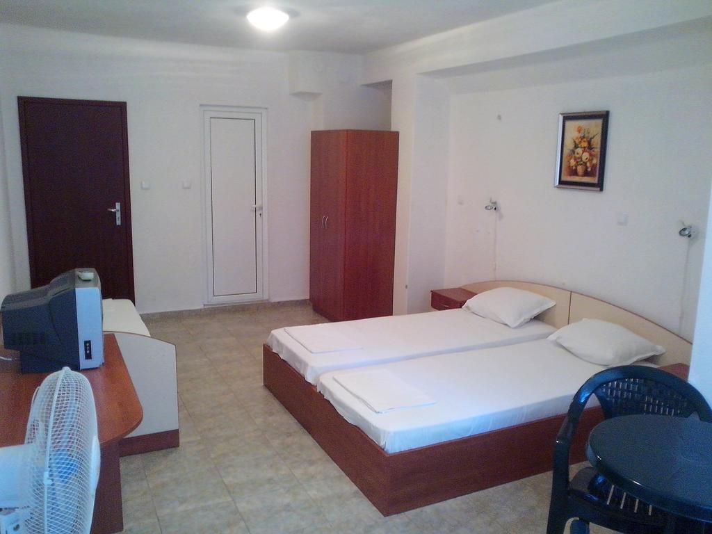 Guest House Krasi Черноморец Номер фото